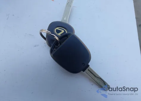 2005 Lexus Es 330 from USA, damaged, VIN JTHBA30G455095952